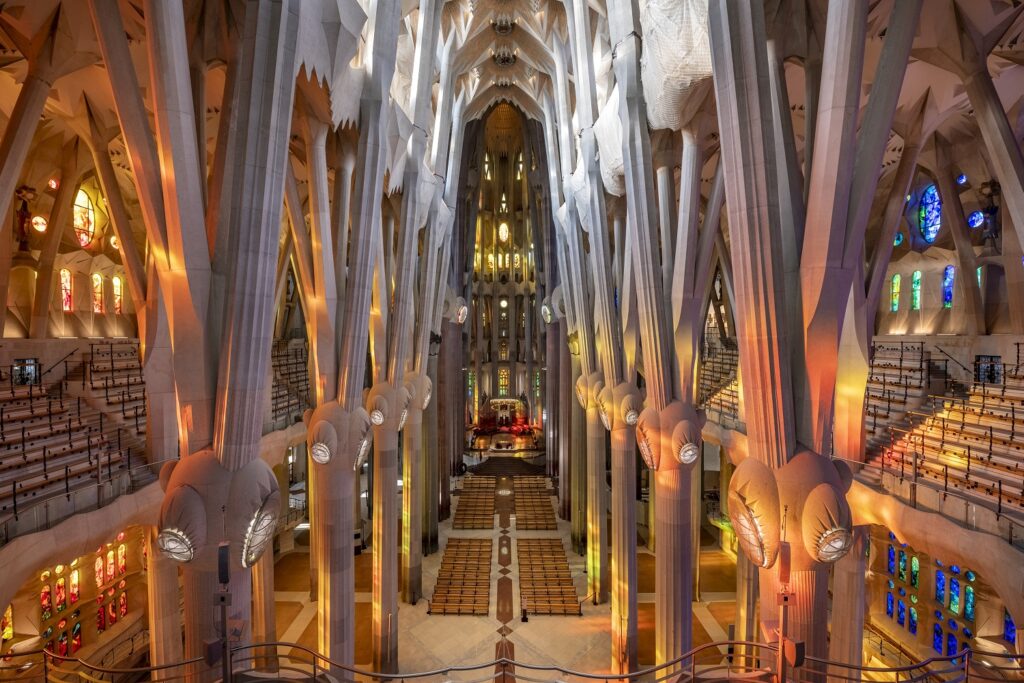 La Sagrada Familia Gaudi Interior La Sagrada Familia Gaudi Interior